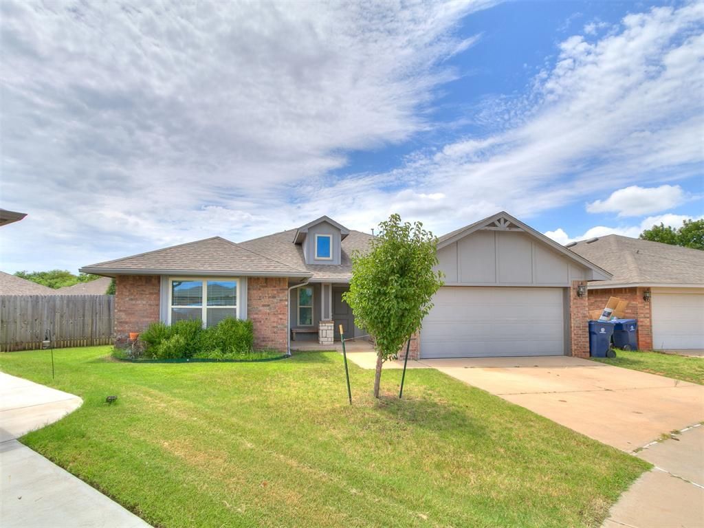 10724 SW 30th Street, Yukon, OK 73099