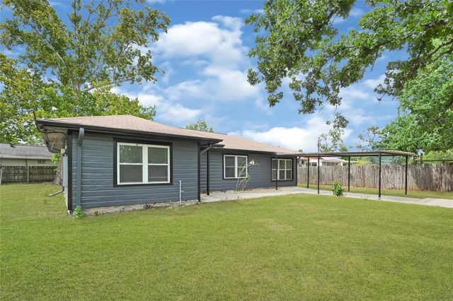 914 Manor Street, Houston, TX 77015