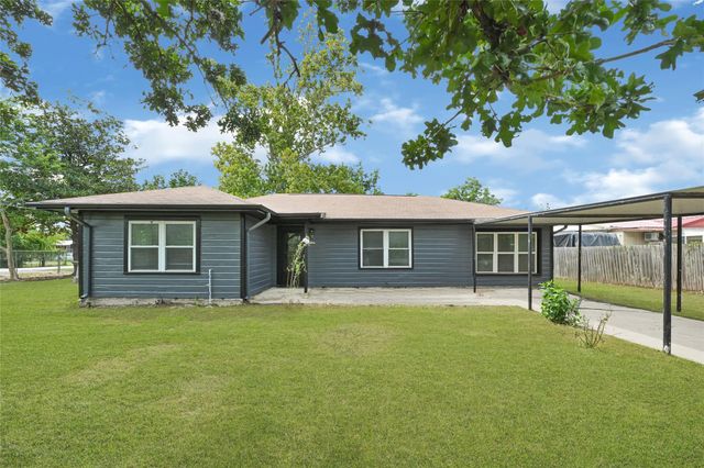 914 Manor Street, Houston, TX 77015