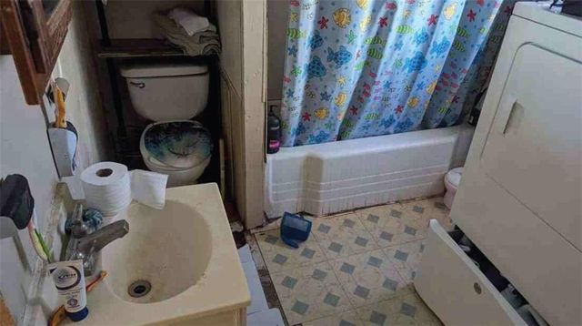 224 S Missouri Street, Liberty, MO 64068