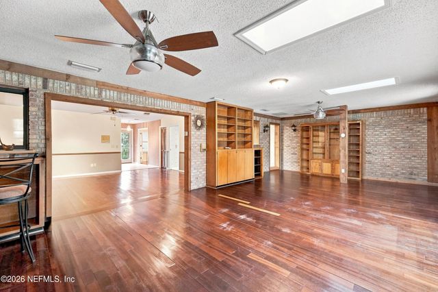 309 DEVONSHIRE Lane, Orange Park, FL 32073