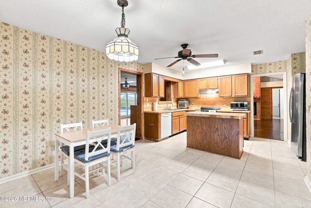 309 DEVONSHIRE Lane, Orange Park, FL 32073