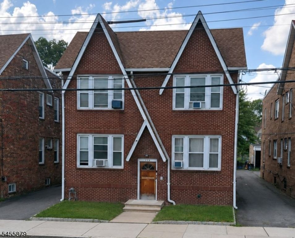 435 Kerrigan Blvd, Newark City, NJ 07106