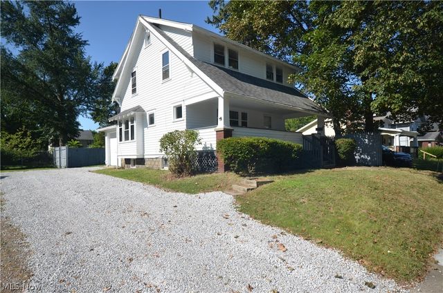 928 Delia Avenue, Akron, OH 44320