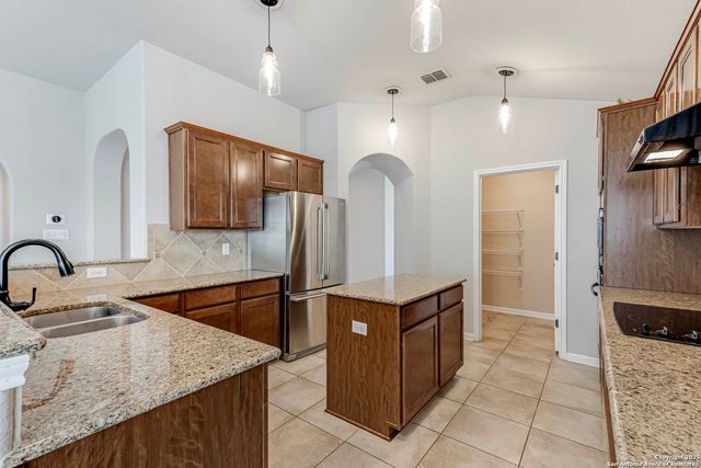 23702 Misty Peak, San Antonio, TX 78258