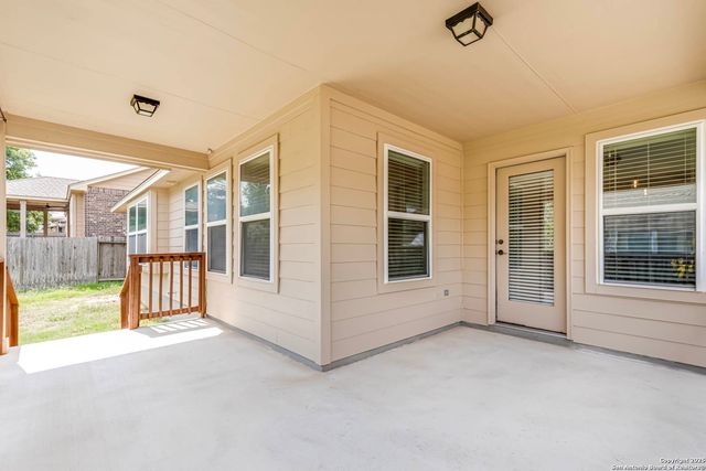 23702 Misty Peak, San Antonio, TX 78258