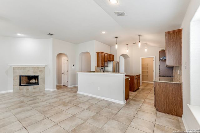 23702 Misty Peak, San Antonio, TX 78258