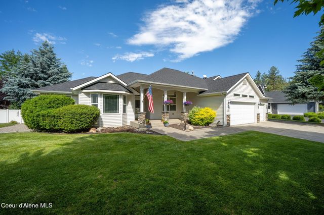 11393 N Rocking R RD, Hayden, ID 83835