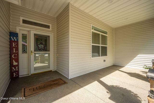 11393 N Rocking R RD, Hayden, ID 83835