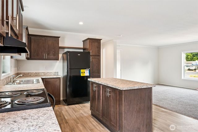 205 E 7th Street E, Bucoda, WA 98530