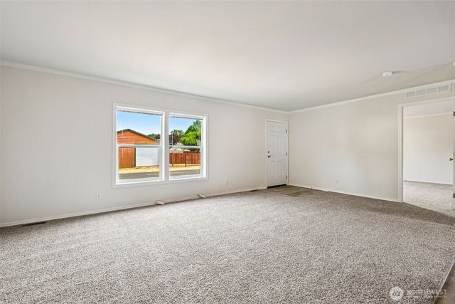 205 E 7th Street E, Bucoda, WA 98530