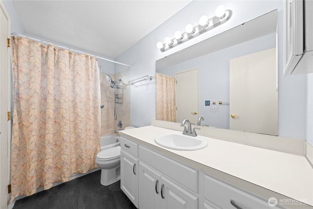 4415 Langley Place NE, Lacey, WA 98516