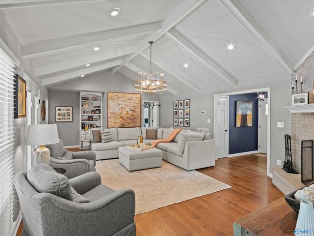 7807 Valley Bend Drive, Huntsville, AL 35802