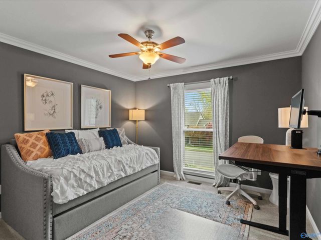 7807 Valley Bend Drive, Huntsville, AL 35802