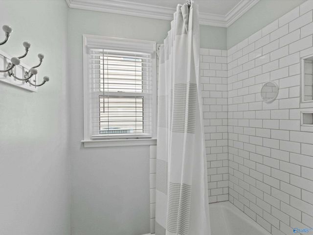 7807 Valley Bend Drive, Huntsville, AL 35802