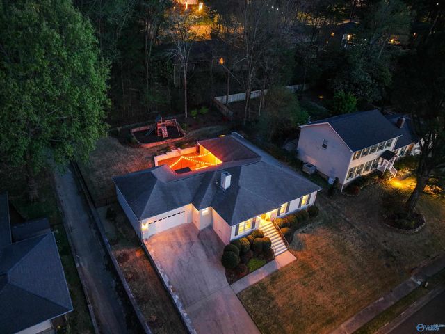 7807 Valley Bend Drive, Huntsville, AL 35802