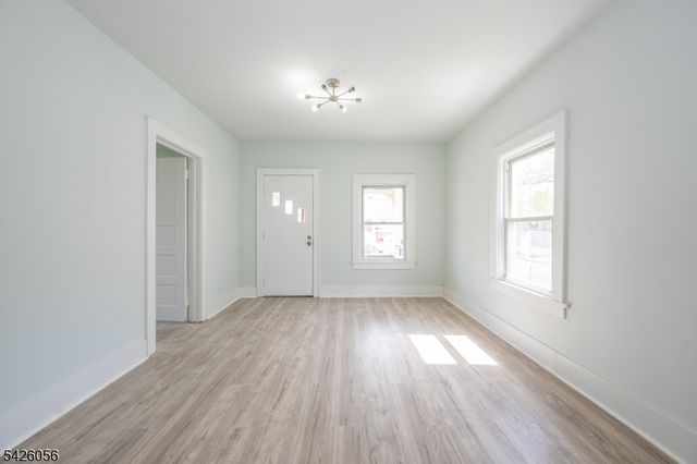 19 John Wilton St, Franklin Boro, NJ 07416