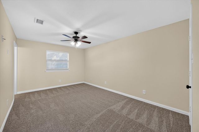521 E Glendale Street, Crowley, TX 76036