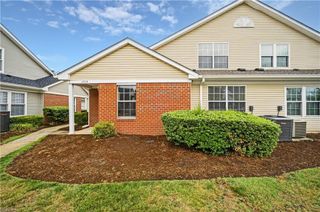 1713 Orchard WAY, Chesapeake, VA 23320