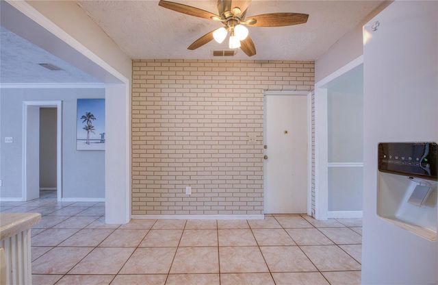 5213 97TH WAY N, St Petersburg, FL 33708