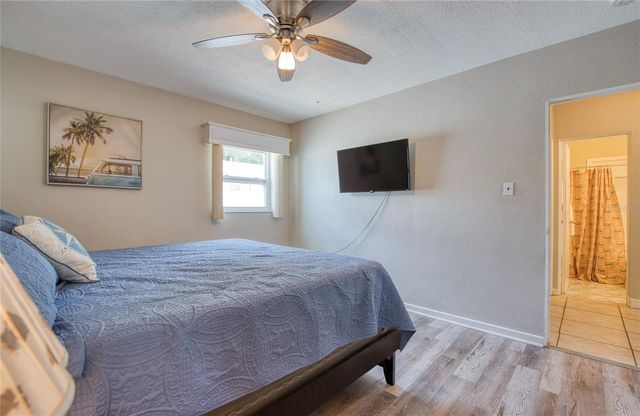 5213 97TH WAY N, St Petersburg, FL 33708