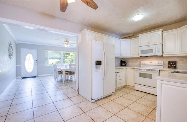 5213 97TH WAY N, St Petersburg, FL 33708