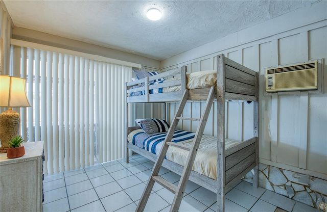 5213 97TH WAY N, St Petersburg, FL 33708