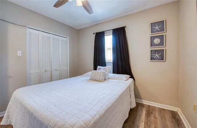 5213 97TH WAY N, St Petersburg, FL 33708