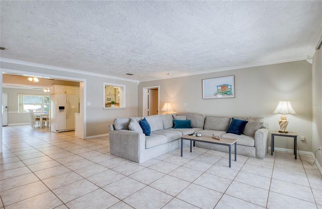 5213 97TH WAY N, St Petersburg, FL 33708