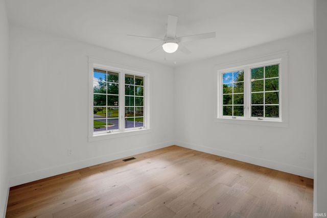 2405 E Queens Way Drive, Bloomington, IN 47401
