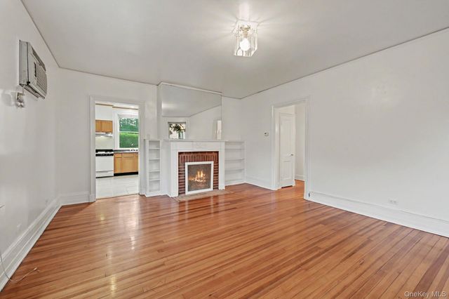 242 Mayflower Avenue 1st floor, New Rochelle, NY 10801