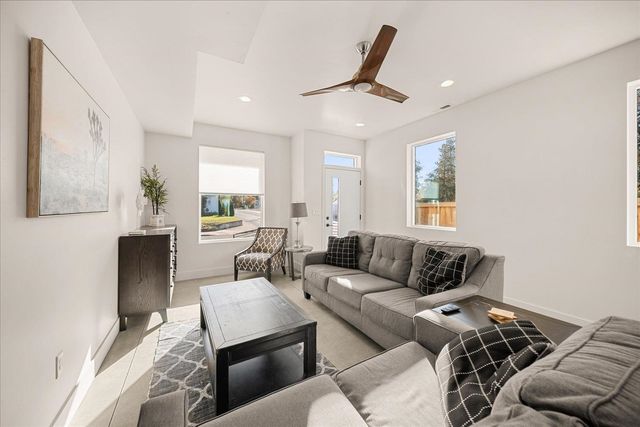 3201 E 30th Ave, Spokane, WA 99223