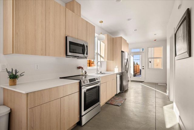 3201 E 30th Ave, Spokane, WA 99223