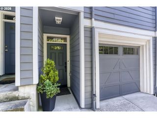 6910 N CHARLESTON Ave, Portland, OR 97203