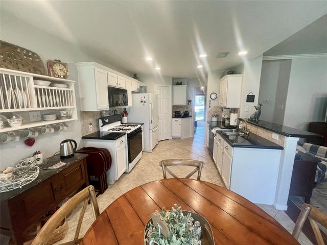 30 Steep Trail Place, Conroe, TX 77385