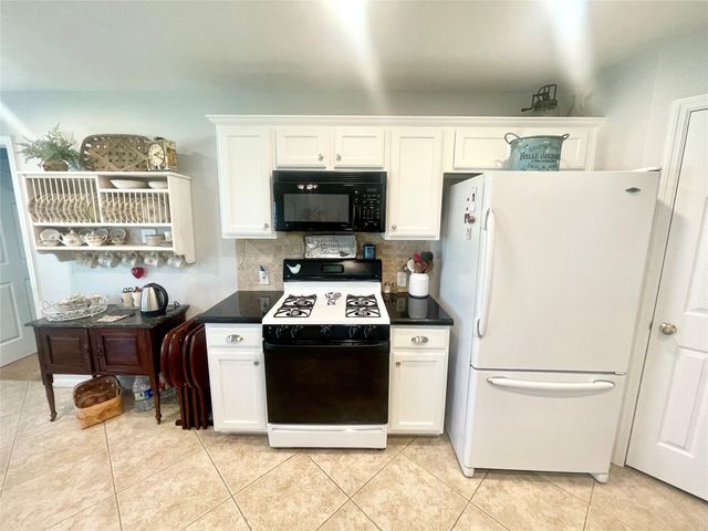 30 Steep Trail Place, Conroe, TX 77385