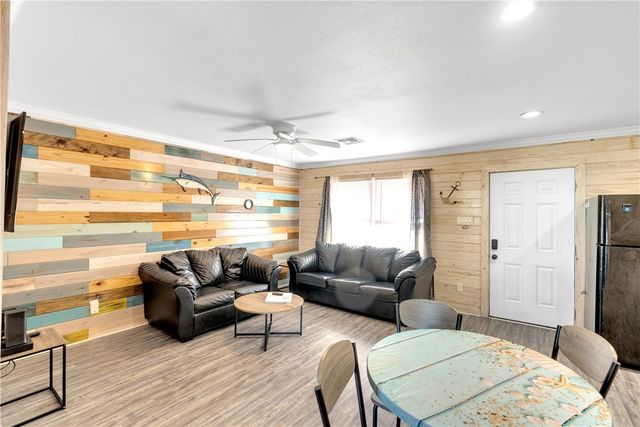 403 S 10th St 5, Port Aransas, TX 78373