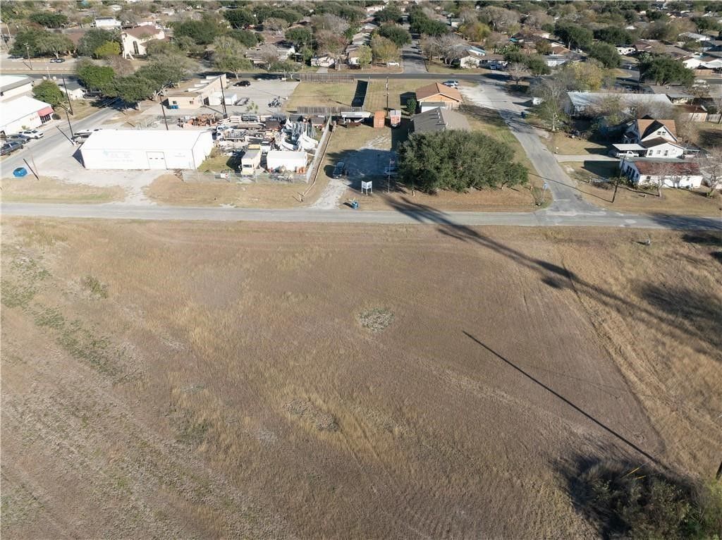 001 COMMERCE Ave, Portland, TX 78374 — photo 4