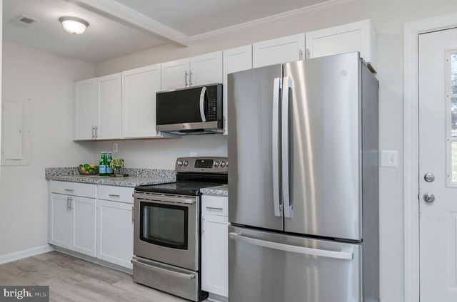 10 ROSEWOOD ST, Fredericksburg, VA 22405