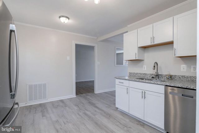 10 ROSEWOOD ST, Fredericksburg, VA 22405