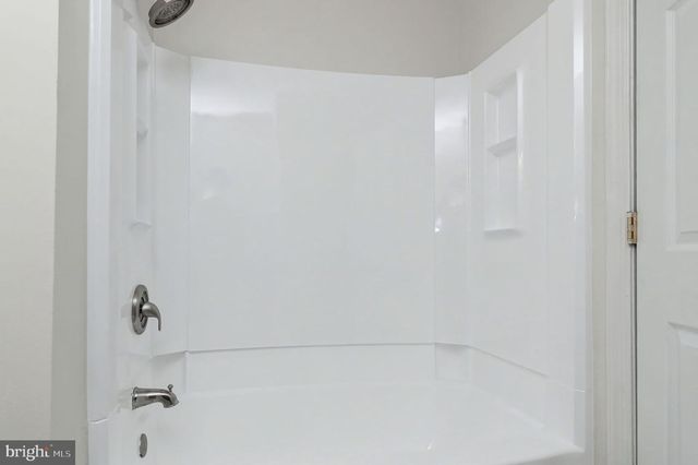 10 ROSEWOOD ST, Fredericksburg, VA 22405