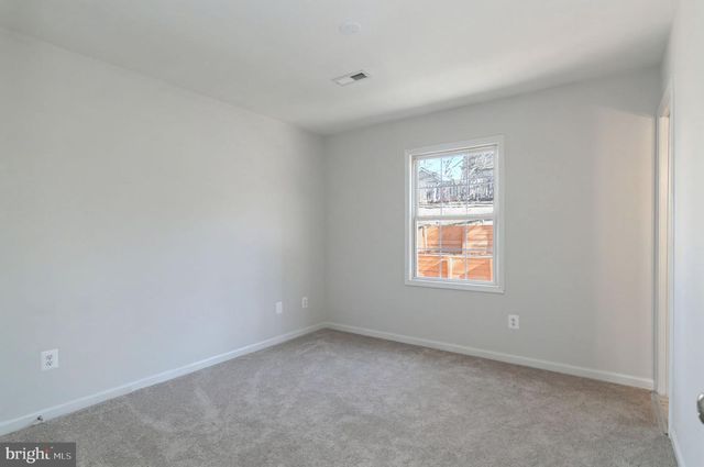 10 ROSEWOOD ST, Fredericksburg, VA 22405