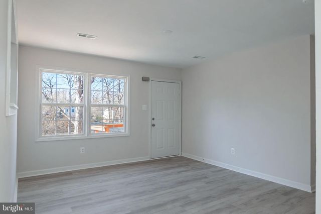 10 ROSEWOOD ST, Fredericksburg, VA 22405