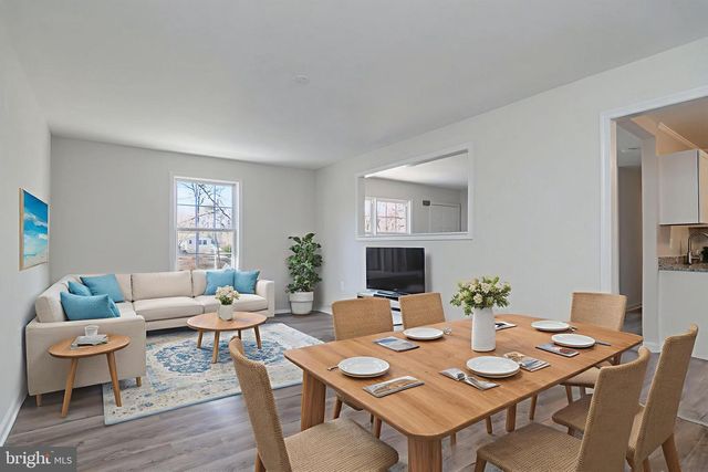 10 ROSEWOOD ST, Fredericksburg, VA 22405