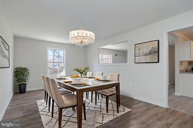 10 ROSEWOOD ST, Fredericksburg, VA 22405