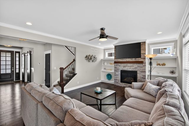 9100 W 97th Place, St. John, IN 46373