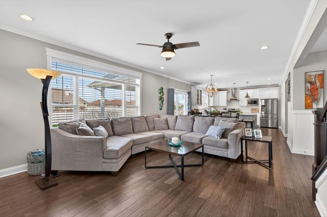 9100 W 97th Place, St. John, IN 46373