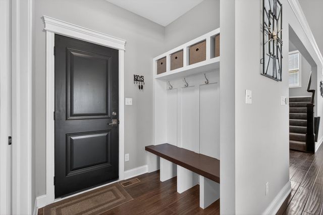 9100 W 97th Place, St. John, IN 46373