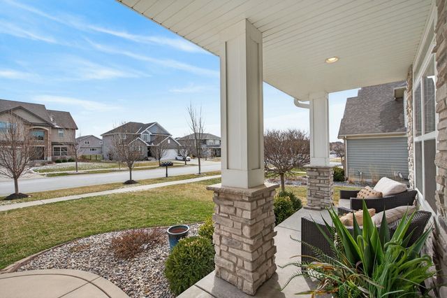 9100 W 97th Place, St. John, IN 46373