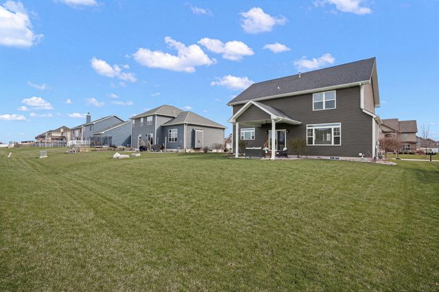 9100 W 97th Place, St. John, IN 46373